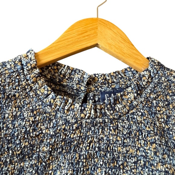 GAP Floral Smoked Ruffle Blouse Long Sleeve Blue Multi Women’s Size Medium - Picture 5 of 14
